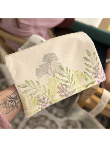 Neceser de algodón orgánico estampado por una alumna