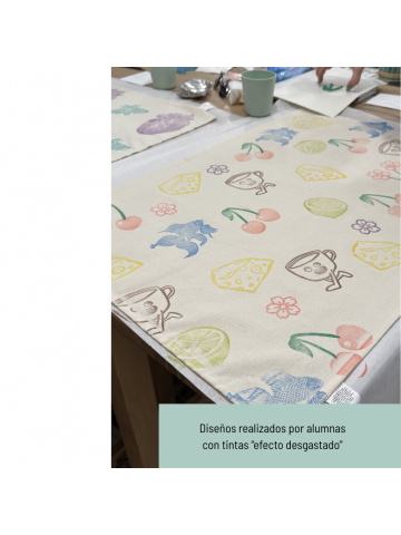 paños cocina estampados por alumnas en Vintastic shop. Taller estampacion textil